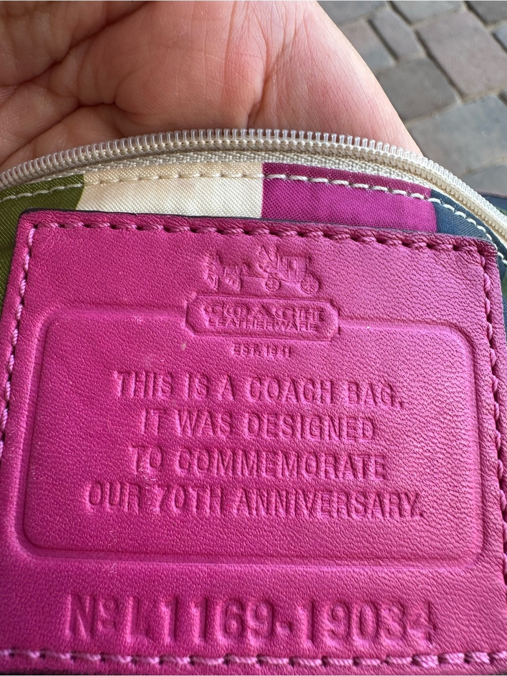 Coach Willis 2011 Limited Ed bag & multi hangtag Legacy lining crossbody 2-way - Picture 12 of 16